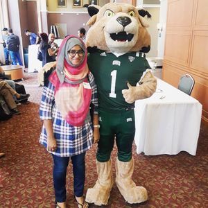 Meet your Posher, Afroza